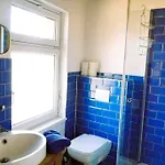 Semesterbostad Romantikferienhaus Am Schloesschen - Sauna, Kamin & Seenlandschaft Nahe Berlin *
