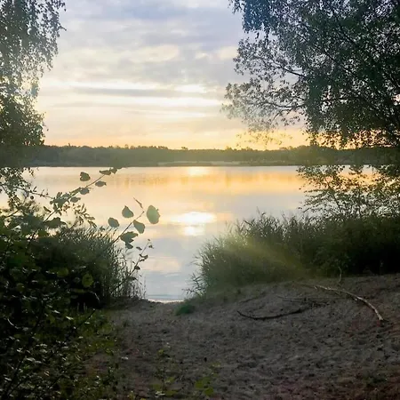 Romantikferienhaus Am Schloesschen - Sauna, Kamin & Seenlandschaft Nahe Berlin 펜션 *