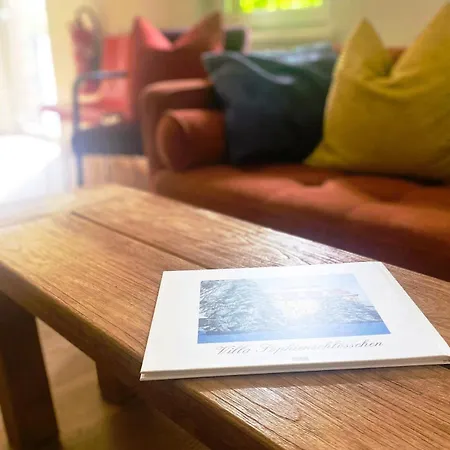 Romantikferienhaus Am Schloesschen - Sauna, Kamin & Seenlandschaft Nahe Berlin