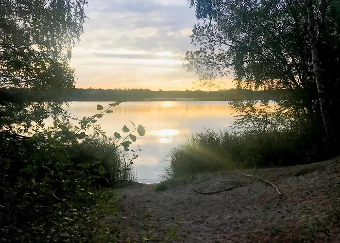 Romantikferienhaus Am Schloesschen - Sauna, Kamin & Seenlandschaft Nahe Berlin بيت للعطل *