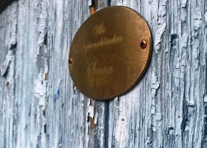 Romantikferienhaus Am Schloesschen - Sauna, Kamin & Seenlandschaft Nahe Berlin بيت للعطل *