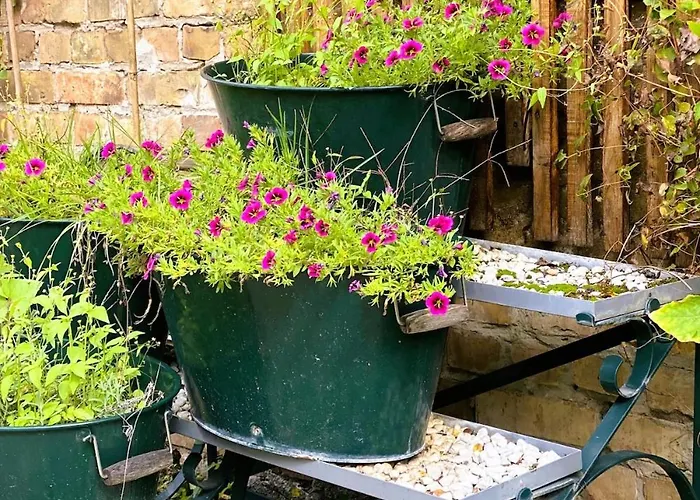 Romantikferienhaus Am Schloesschen - Sauna, Kamin & Seenlandschaft Nahe Berlin *