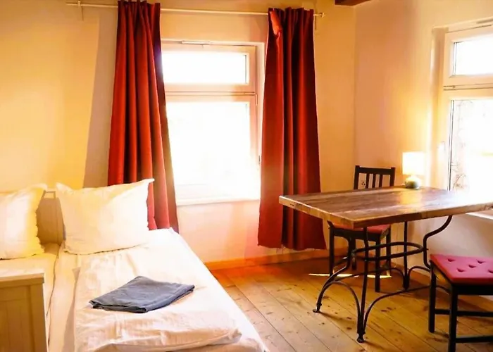 بيت للعطل Romantikferienhaus Am Schloesschen - Sauna, Kamin & Seenlandschaft Nahe Berlin