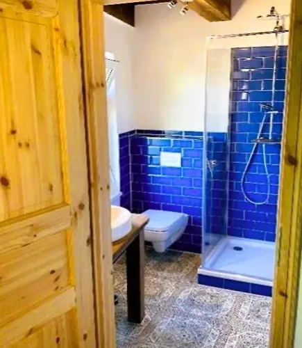 بيت للعطل Romantikferienhaus Am Schloesschen - Sauna, Kamin & Seenlandschaft Nahe Berlin