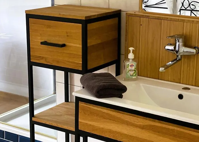 Romantikferienhaus Am Schloesschen - Sauna, Kamin & Seenlandschaft Nahe Berlin بيت للعطل